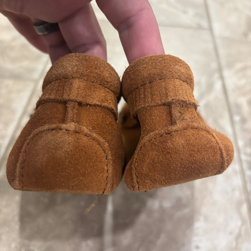 Minnetonka Womens Brown Suede Fringe Moccasin Slip On Flat Shoes
9.5‎ - Picture 6 of 9